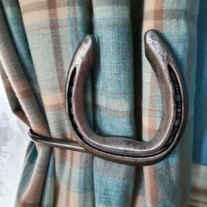 Horseshoe Curtain Holdbacks