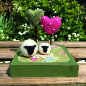 Miniature Meadow - Ewe and Lamb