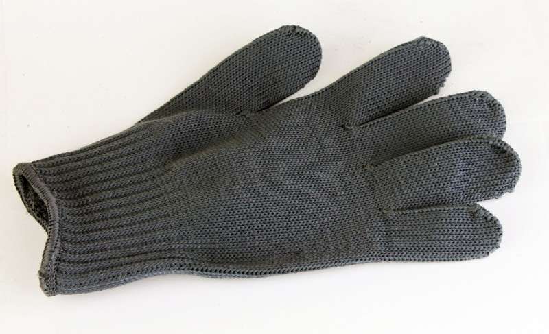 Pike fishing gloves Clearance