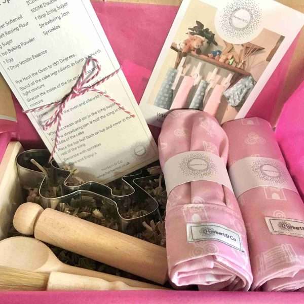 Farmyard Ultimate Baker Childrens Baking Set - Pink - Image 3