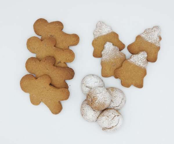 Gingerbread Cookies 2 Bake your own Gingerbread Cookies  - Storage tin, Christmas tree decorations or eat them all!