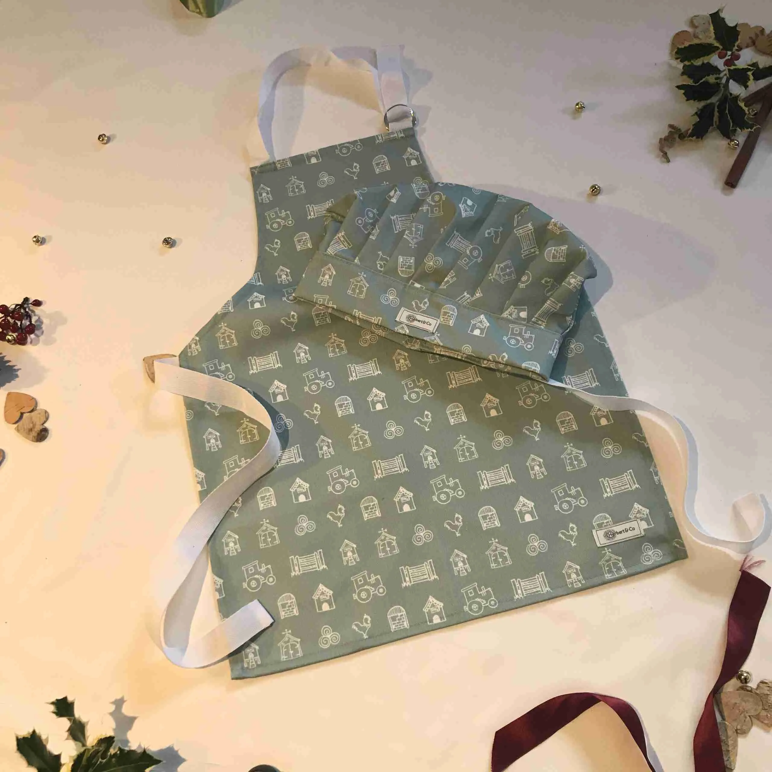 Farmyard Children's Chef's Hat & Apron - Blue - Image 2