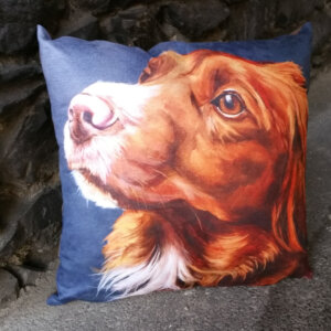 Fleure cushion The cocker spaniel cushions are handmade in the UK in a high quality faux suede soft fabric. (The fabric feels lovely and soft). Cushion shipped abroad are without the filling. Free postage in the UK.