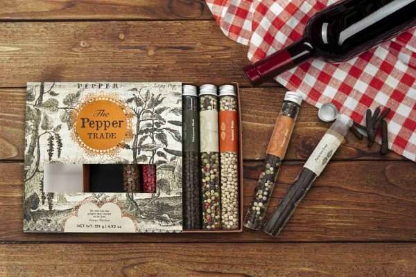 The Pepper Trade | 8 Unique Peppercorns in Glass Test Tubes | Foodie Spice Gift Set - Image 4