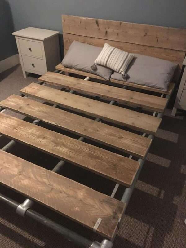 Bevendean - Bed - using reclaimed industrial steel and scaffold board wood - Image 4