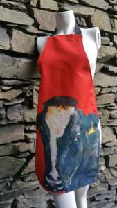 shes a ladyapron Fun friesian cow apron with a bright and colourful image. Fully machine washable at 30 degrees C & won’t fade. Manufactured by hand in the UK. Postages in the UK Free