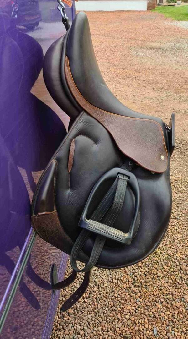 The Easy Saddle Hanger - Image 5