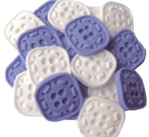 Inked18 Purple white Square buttonsjpeg LI If you’re looking for colourful edible shaped buttons to decorate your cupcakes and cakes then these are ideal for all your special occasions. Offering a choice of many single and mixed colours that are sure to please. Note: we also have heart shaped buttons in same colours for those who would like to have a mix of each. 18 square shaped buttons Approx Size: 20mm wide