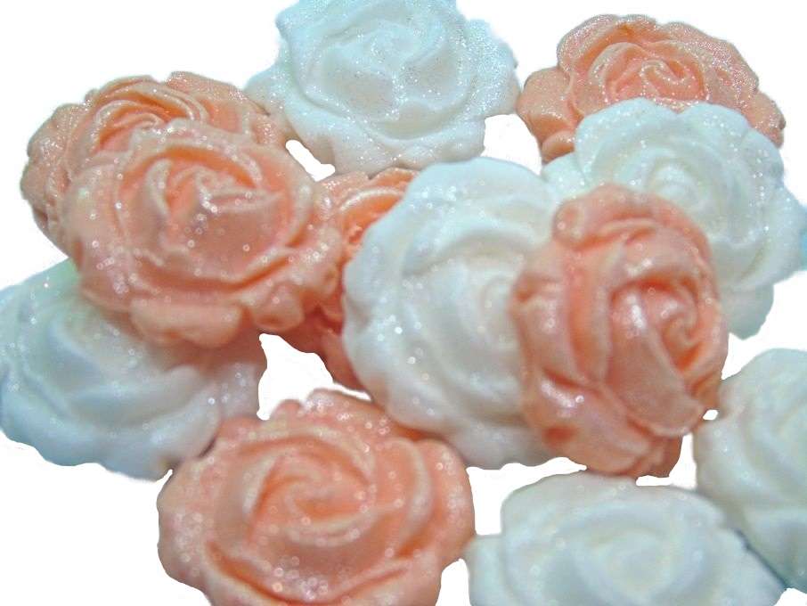 Inkednew small roses peach whiteJpeg LI Do you require cupcake toppers for your celebration bakes? Then choose from our wide selection of coloured, glittered and totally edible roses. They always go down well at parties. 12 Glittered Coloured Roses available in mixed colours We also have listing for single colours if required. These roses are also great cake fillers. Large selection of colours to choose from Approx Size 2.5 cm