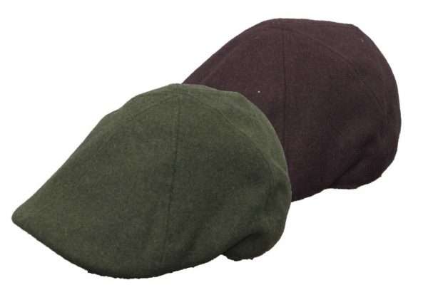 6 panel cap both Inner Linning is 100% polyester lining, with an inner trim band for extra comfort. Outer jacket (shell) is made from 40% wool, 60% polyester. Produced to the highest standards by a manufacturer of top quality countrywear and derby clothing. Please check our size guide against your cap you wish to purchase.