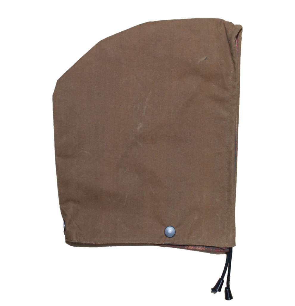 beige hood Spare Wax Hood for Wax Jackets. These Hoods fit the wax padded jacket and wax long cape jackets sold online. If you are unsure these will fit your jacket please feel free to contact me for further infomation. Produced to the highest standards by a manufacturer of top quality countrywear and derby clothing.