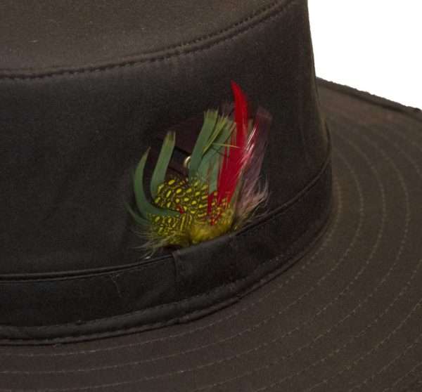 brown feather Internal lining is 100% cotton lining, and an inner trim band for extra comfort. Outer shell is made from 100% waxed cotton, with an attractive stylish feather bush sitting on the top of the hat. Produced to the highest standards by a manufacturer of top quality coiuntrywear and derby clothing. Please check our size guide against your hat you wish to purchase.