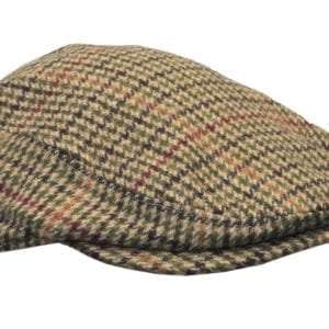 country cap brown side 300x300 1 Inner Linning is 100% quilted polyester padded lining, with an inner trim band for extra comfort. Outer jacket (shell) is made from 20% wool, 80% polyester. Produced to the highest standards by a manufacturer of top quality countrywear and derby clothing. Please check our size guide against your cap you wish to purchase.