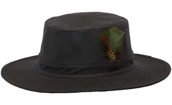 navy Internal lining is 100% cotton lining, and an inner trim band for extra comfort. Outer shell is made from 100% waxed cotton, with an attractive stylish feather bush sitting on the top of the hat. Produced to the highest standards by a manufacturer of top quality coiuntrywear and derby clothing. Please check our size guide against your hat you wish to purchase.