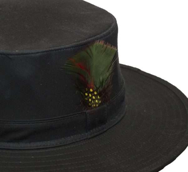 navy feather Internal lining is 100% cotton lining, and an inner trim band for extra comfort. Outer shell is made from 100% waxed cotton, with an attractive stylish feather bush sitting on the top of the hat. Produced to the highest standards by a manufacturer of top quality coiuntrywear and derby clothing. Please check our size guide against your hat you wish to purchase.