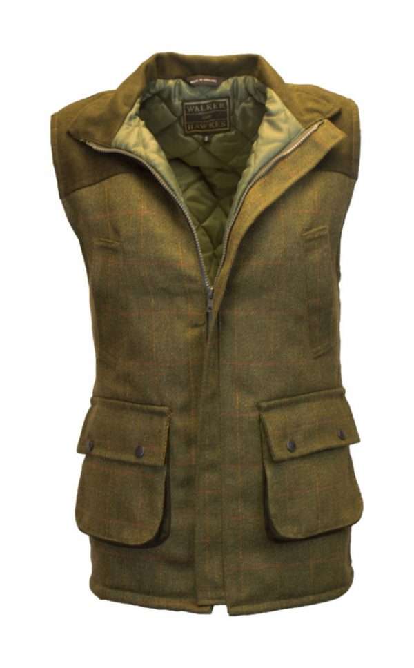 patch wc dark open2 Internal padded Linning is 100% Polyester, to ensure resistance against harsh weather condition. Internal linning has a diamond quilted pattern. Outer jacket (Shell) is made from 60% Wool, 25% Polyester, 11% Acrylic and 4% composed of other fibres, making this jacket top quality fabric. Other features include shoulder reinforcement moleskin shoulder patches, 2 hand warmer pockets, 2 front bellow pockets, 2-way heavy duty zip, and moleskin trimming around the collar and pockets. Produced to the highest standards by a manufacturer of top quality countrywear and derby clothing. The tweed has been treated with Teflon which acts as a fabric protector, making this product long-lasting protection against oil- and water-based stains, dust and dry soil. Please check our size guide against your waistcoat you wish to purchase.