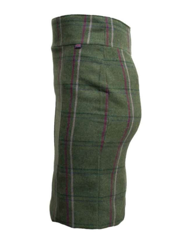 pink stripe skirt side scaled 1 Our simple but stylish Tweed Winslow Skirt is great for any purpose. Smart knee length skirt can be used for everyday wear around the town or heading out to any event Our Winslow skirt is made from the 60% Wool, 25% Polyester 11% Acrylic and 4% composed of other fibres, the tweed has been treated with Teflon which acts as a fabric protector, making this product long-lasting protection against oil- and water-based stains, dust and dry soil. Other features include 8 inch heavy duty concealed zip, fully lined, 5inch back vent opening and moleskin waistband Length of skirt measures below Size 8/10; 59cm Sizes 12/14; 60cm Sizes 16/18; 61cm Produced to the highest standards by a manufacturer of top-quality English country wear and derby clothing. Please check our size guide against your hat you would like to purchase.