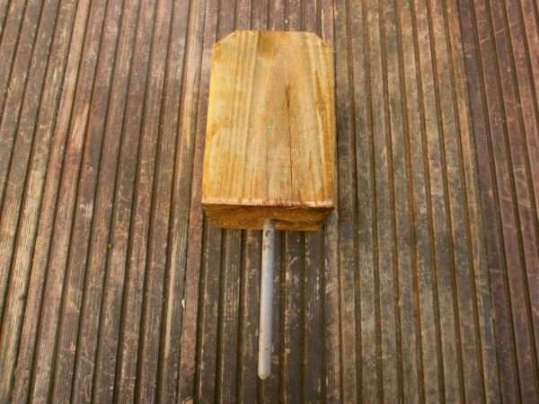 6 x Timber Verge Posts, 6" (150mm) x 4" (100mm) Square, Push in Ground - Image 2