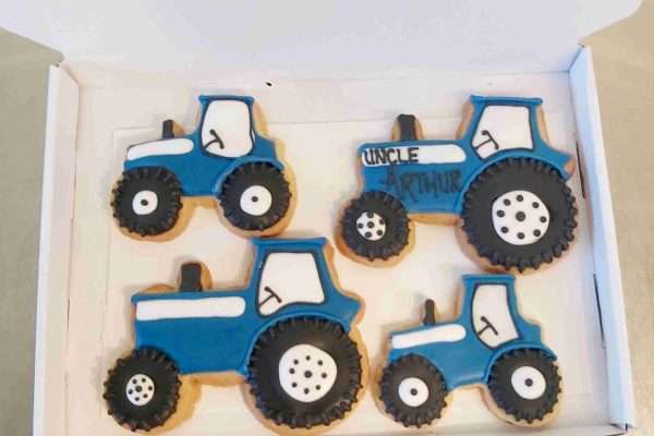 Letterbox Tractor Butter Shortbread Biscuits. Red,Green or Blue - Image 2