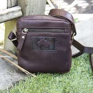 Wombat Men's Small Leather Travel Pouch Shoulder Bag Crossbody