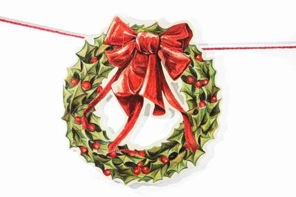 Glittered Christmas Wreath Garland - Image 3