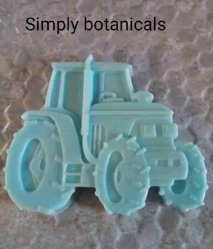 Large Farm Animal Soap Shapes - Image 4
