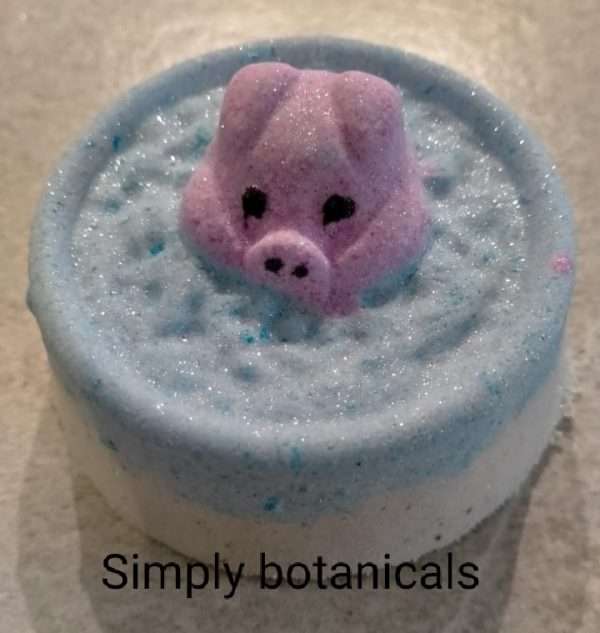 244301213 10226331581933490 355998219780713362 n Farm animal themed bath bombs - scent chosen at random