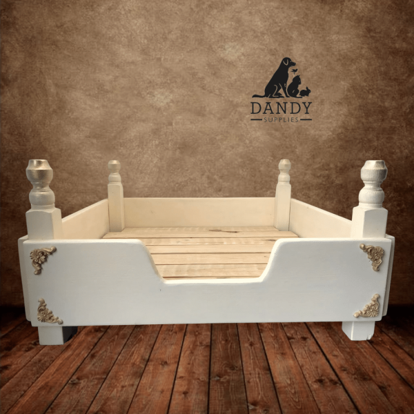 The Country Classic Luxury 4 Post Dog Bed