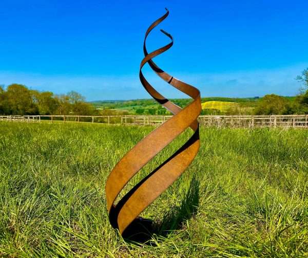 WELCOME TO THE RUSTIC GARDEN ART SHOP Here we have one of our. Rustic Spiral Fire Energy Flowing Organic Metal Sculpture **Sizes are approximate and design is approximate - each spiral is handmade and comes out slightly different** Sizes & Measurements:
Medium: 85cm height x 32cm width Made From 3mm Mild Steel.