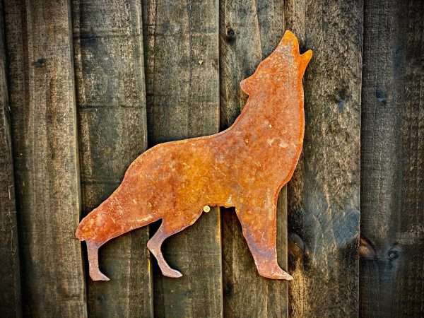 Medium Exterior Rustic Rusty Wolf Howling Garden Wall Hanger House Gate Fence Sign Hanging Metal Art Shed Sculpture  Gift