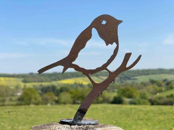 WELCOME TO THE RUSTIC GARDEN ART SHOP Here we have one of our. Exterior Rustic Rusty Metal Robin Bird Garden Fence Topper Yard Art Gate Post Sculpture Gift Present
Sizes & Measurements:
13cm x 14cm These are made from 2mm mild steel sheet.