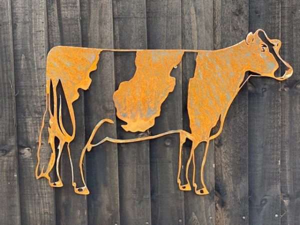 WELCOME TO THE RUSTIC GARDEN ART SHOP Here we have one of our. Large Exterior Cow Dairy Cattle Farm Animal Garden Wall House Gate Sign Hanging Rustic Rusty Metal Art Sizes & Measurements: 60cm x 40cm Made From 4mm Mild Steel.