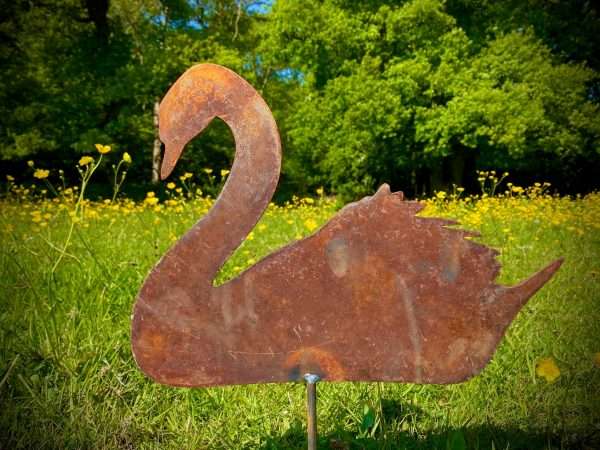 WELCOME TO THE RUSTIC GARDEN ART SHOP Here we have one of our. Small Exterior Rustic Rusty Metal Swan Bird Garden Stake Art Sculpture Gift Sizes & Measurements: 20cm x 16cm Made From 2mm Mild Steel