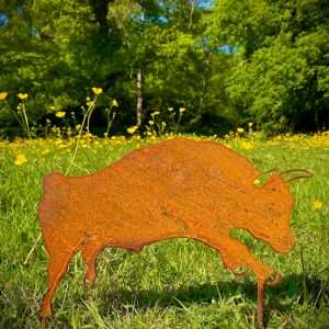 Small Exterior Rustic Rusty Metal Bull Cow Cattle Farm Animal Garden Stake Yard Art  Vegetable Patch Cottage Shed Sculpture  Gift
