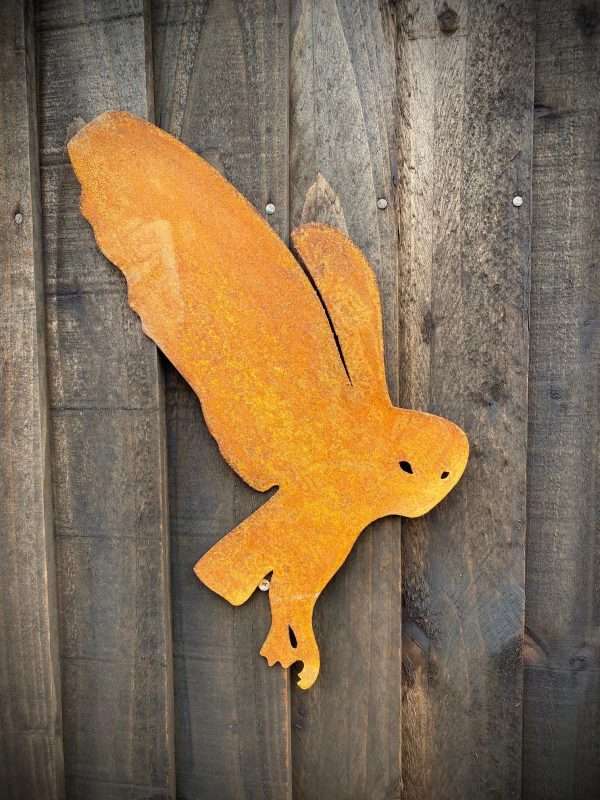WELCOME TO THE RUSTIC GARDEN ART SHOP Here we have one of our. Rustic Exterior Owl Flying Barn Owl Twit Twoo Garden Wall House Gate Sign Hanging Rustic Rusty Metal Art Sizes & Measurements: 39cm x 25cm Made From 2mm Mild Steel.