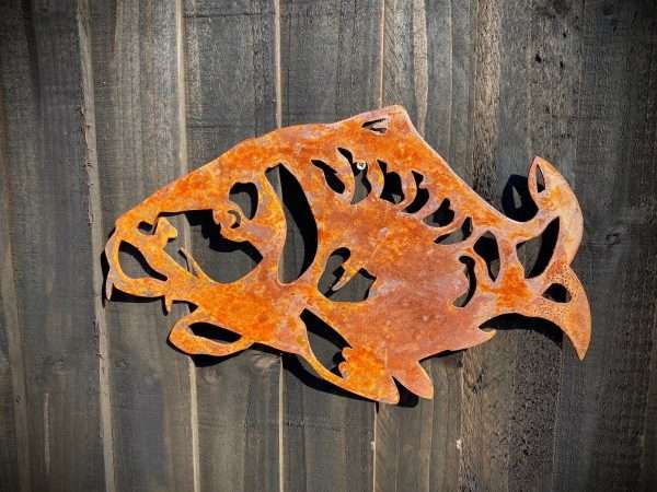 WELCOME TO THE RUSTIC GARDEN ART SHOP Here we have one of our. Medium Rustic Exterior Koi Carp Fishing Fisherman Angler Shed Sign Garden Wall House Gate Sign Rusty Hanging Metal Art Gift Sizes & Measurements:
25cm x 40cm Made From 2mm Mild Steel