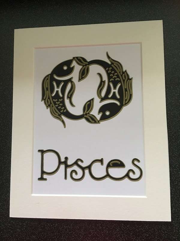 Pisces-Star-Sign-Mounted-Off White