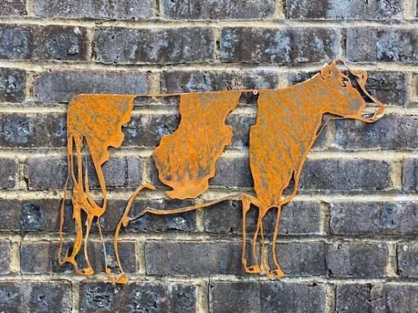 Small Exterior Rustic Cow Dairy Cattle Farm Animal Garden Wall House Gate Fence Sign Hanging Rusty Metal Art Sculpture  Gift