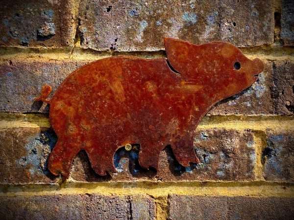 Small Exterior Rustic Piglet Pig Farm Animal Garden Wall Hanger House Gate Fence Sign Hanging Metal Art Sculpture  Gift - Image 2