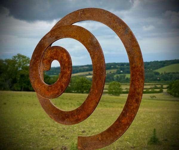Small Rustic Metal Swirl Whirl Hypno Retro Abstract 3D Garden Sculpture Yard Art  Stake  Gift   Present - Image 2