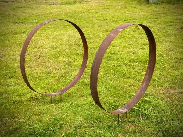 XL Rustic Metal Wide Garden Ring Hoop Sculpture - Pair of Rusty Ring Circle Garden Art / Globe / Sphere  Gift   Present - Image 7