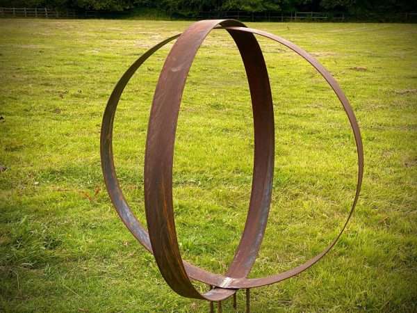 XL Rustic Metal Wide Garden Ring Hoop Sculpture - Pair of Rusty Ring Circle Garden Art / Globe / Sphere  Gift   Present - Image 3