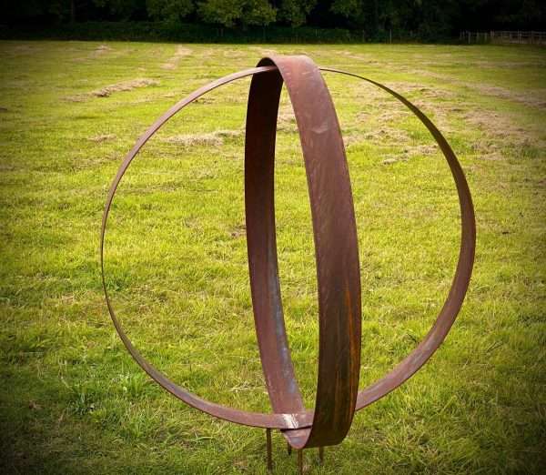 XL Rustic Metal Wide Garden Ring Hoop Sculpture - Pair of Rusty Ring Circle Garden Art / Globe / Sphere  Gift   Present - Image 2