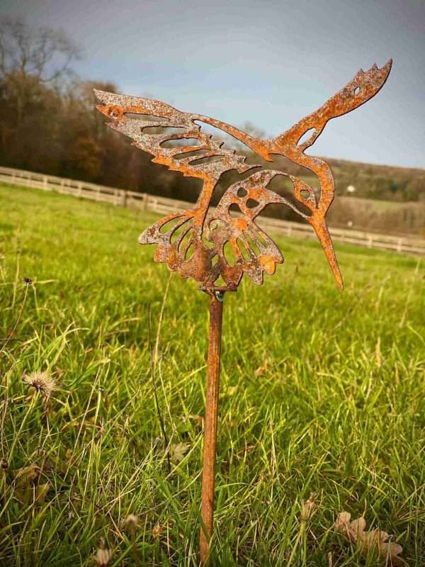 Exterior Rustic Hummingbird Bird Wildlife Garden Stake Garden Art Yard Art Flower Bed Metal Rusty Garden  Idea  Gift   Present