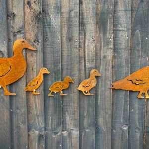 Exterior Rustic Rusty Metal Duck Family Quack Farm Animal Garden Wall Art Yard Art  Pond Art Vegetable Patch Flower Bed Sculpture