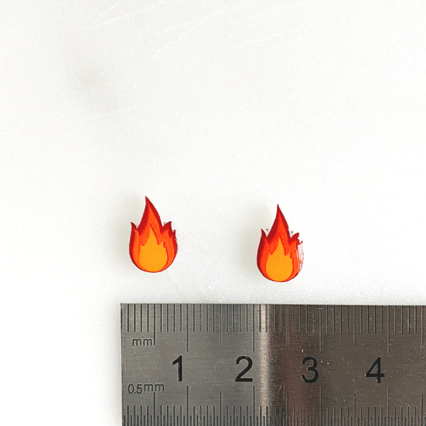 ruler size reference of fire flame earrings
