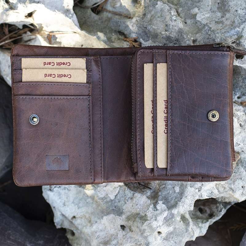 WLS09 w3 Copy This Colombian Leather Trifold Wallet RFID offers the ultimate organised space to store your notes, coins, cards and ID. Made from sumptuous brown leather and featuring a functional trifold design, this wallet features plenty of compartments for your everyday essentials! Ideal for popping your pocket or bag, this striking wallet is not only smart and stylish, but it is sure to keep your belongings safe and sound when you embark on your next adventure. RFID Protected Optional Personalisation