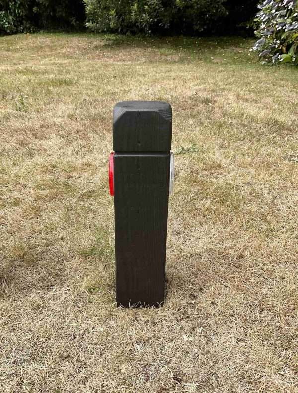 4 x 12" Timber Reflective Verge Posts Push in Ground Easy Install - Image 3