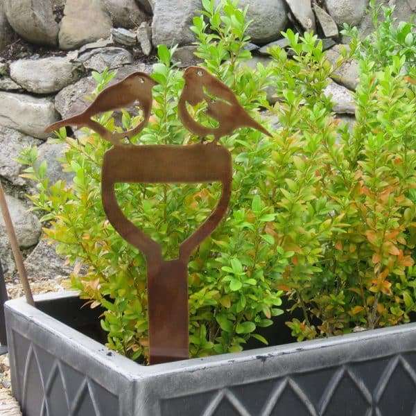Rustic Robins on a Spade Garden Stake
