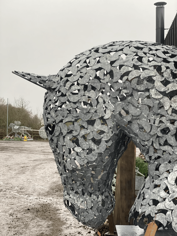 Working Horse Head Busk Sculpture - Image 4